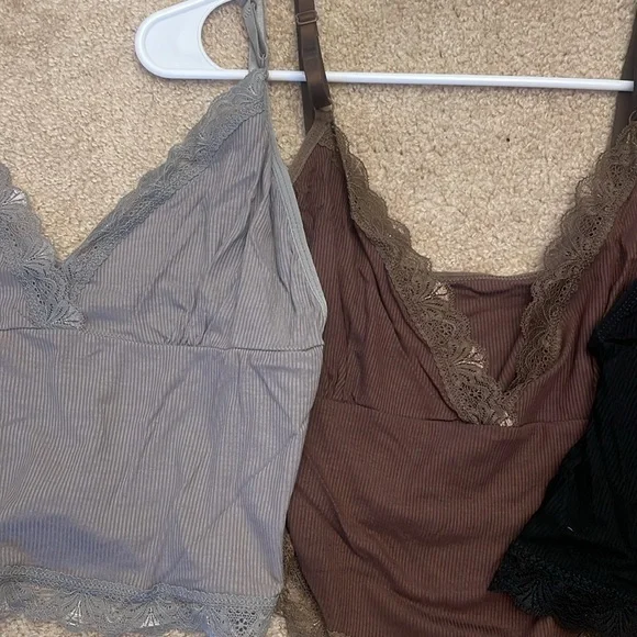 Layering tanks - Picture 3 of 3